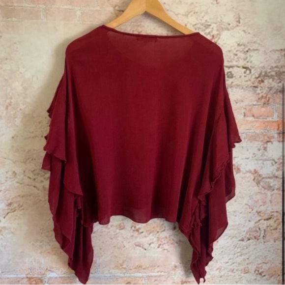 Peyton Bre Butterfly Ruffle Top - Picture 5 of 6